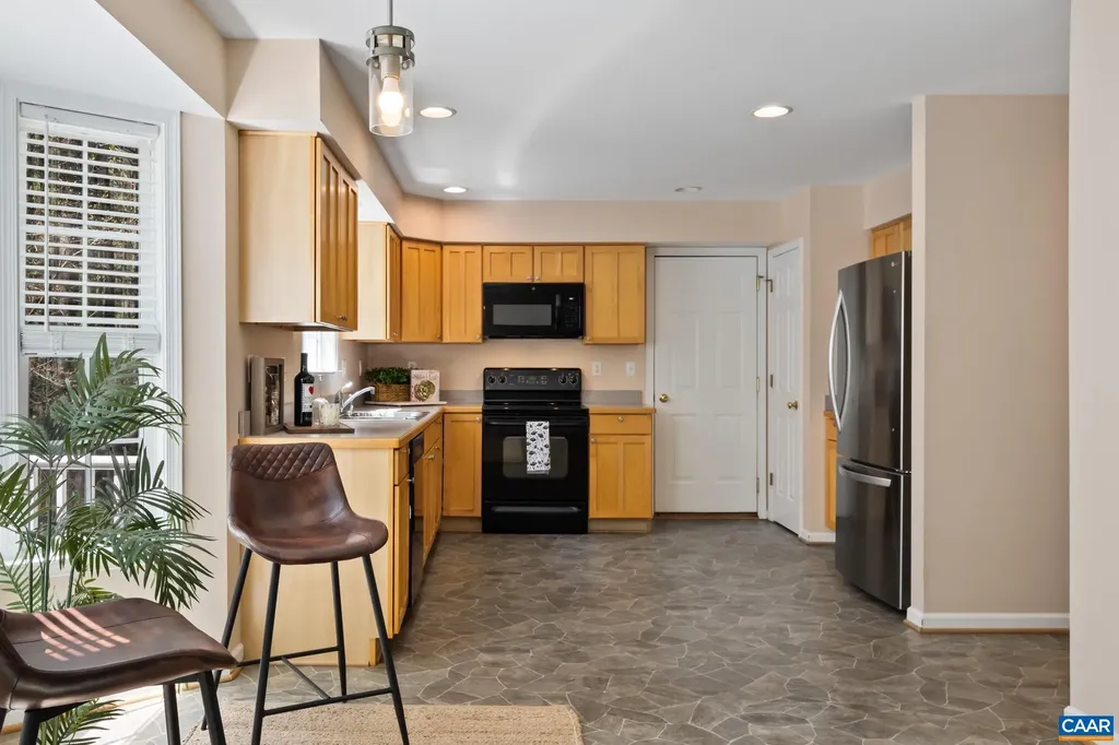 96 Red Cedar Road Barboursville VA 22923