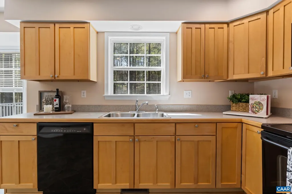 96 Red Cedar Road Barboursville VA 22923
