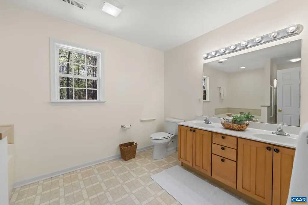 96 Red Cedar Road Barboursville VA 22923