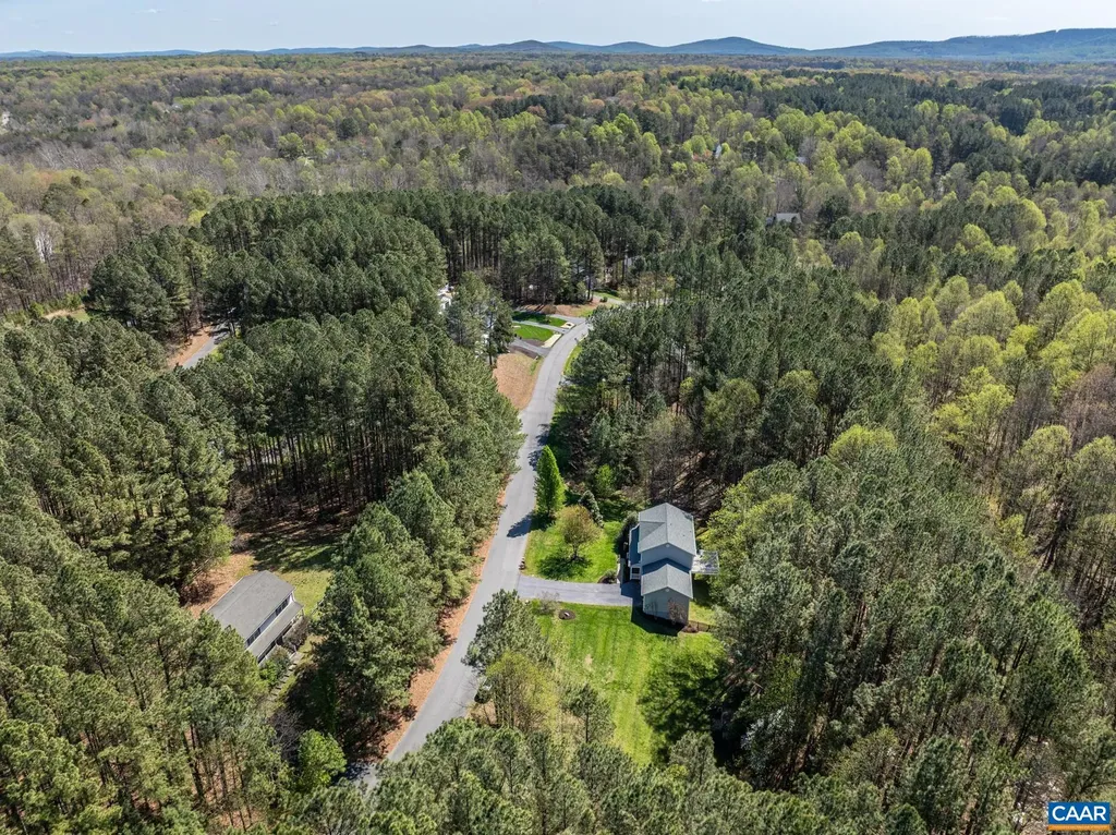 96 Red Cedar Road Barboursville VA 22923