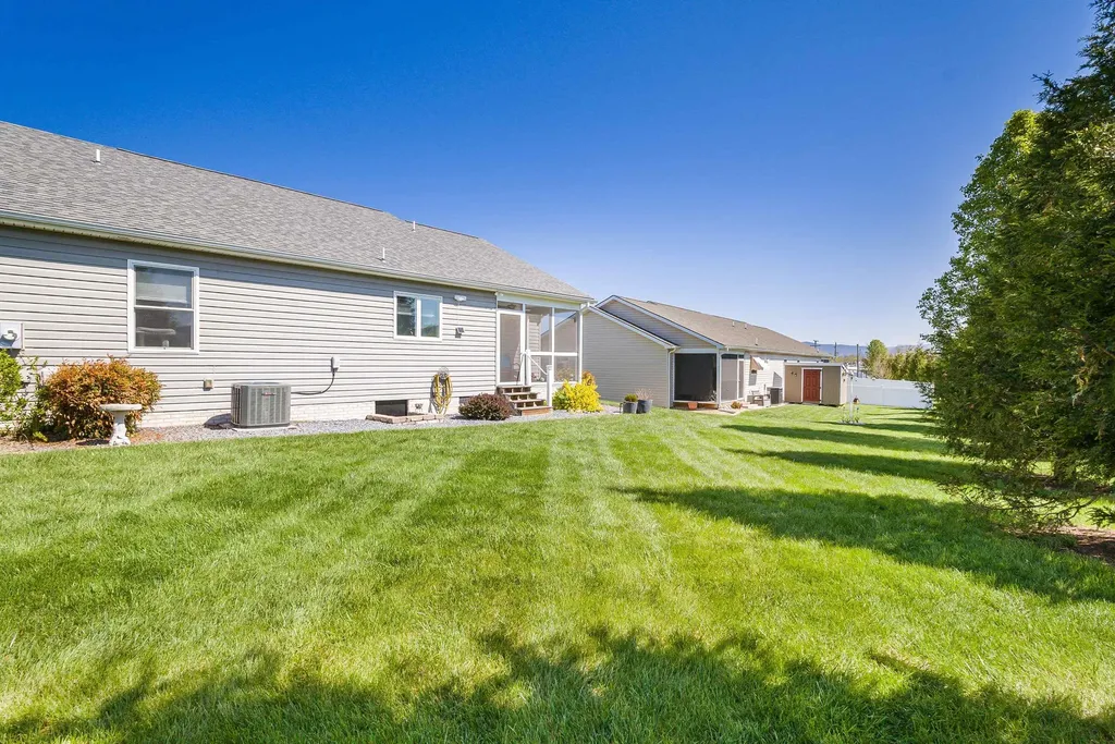 14574 Vinny Court Elkton VA 22827