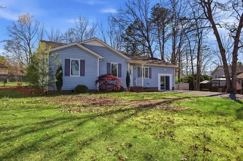 13 Kingston Court Stuarts Draft VA 24477