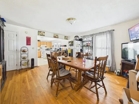 417 Spring Avenue W Elkton VA 22827
