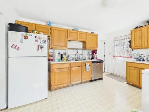 417 Spring Avenue W Elkton VA 22827