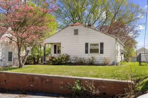 139 Straith Street Staunton VA 24401
