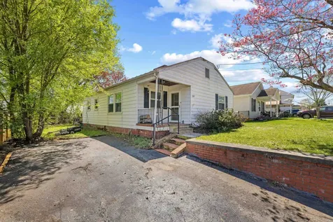 139 Straith Street Staunton VA 24401