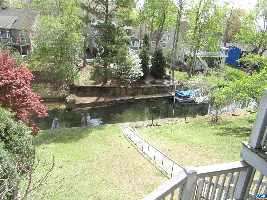 798 Jefferson Drive Palmyra VA 22963