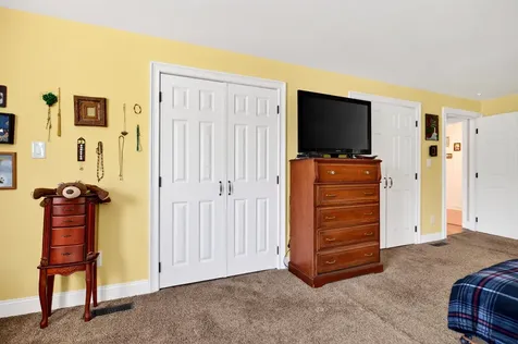 22 Oak Ridge Lane Staunton VA 24401