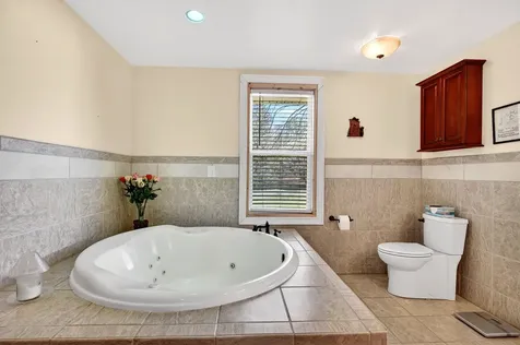 22 Oak Ridge Lane Staunton VA 24401