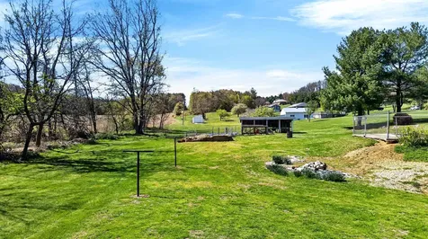22 Oak Ridge Lane Staunton VA 24401