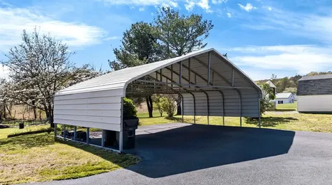 22 Oak Ridge Lane Staunton VA 24401