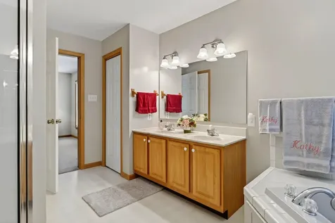 97 Laurel Oak Lane Grottoes VA 24441