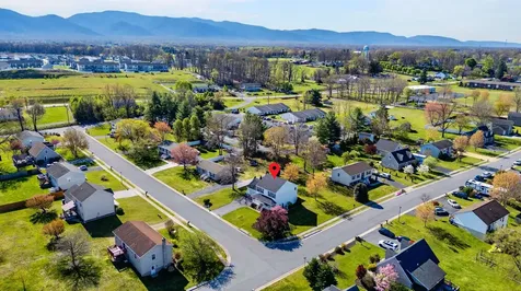 97 Laurel Oak Lane Grottoes VA 24441
