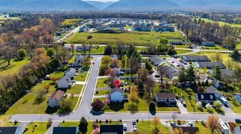 97 Laurel Oak Lane Grottoes VA 24441