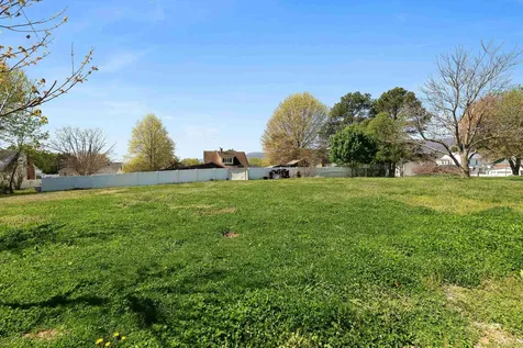 505 Eighth Street Shenandoah VA 22849