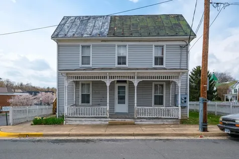 111 Center Street Edinburg VA 22824