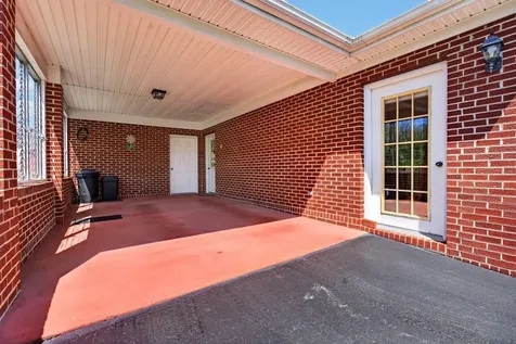9625 Town Hall Road Mcgaheysville VA 22840