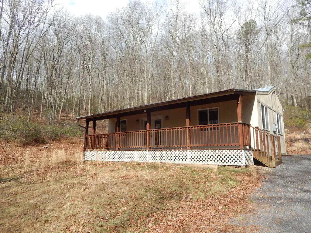 1308 Spruce Street Monterey VA 24465
