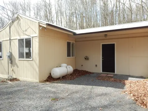 1308 Spruce Street Monterey VA 24465