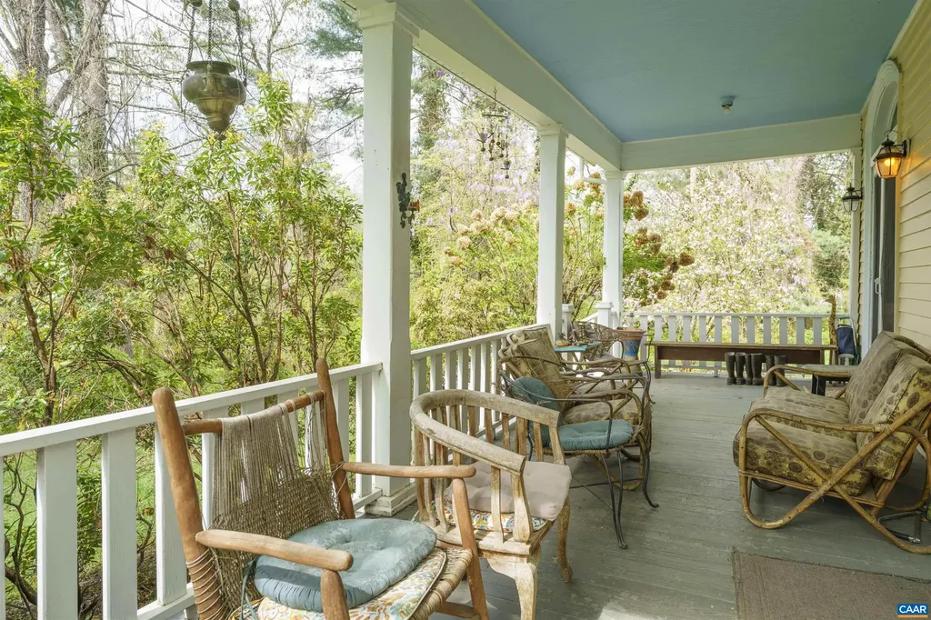 5515 Gordonsville Road Keswick VA 22947