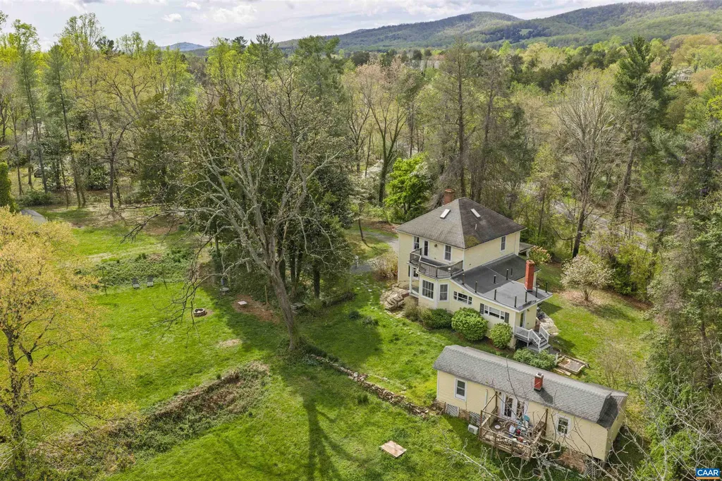 5515 Gordonsville Road Keswick VA 22947