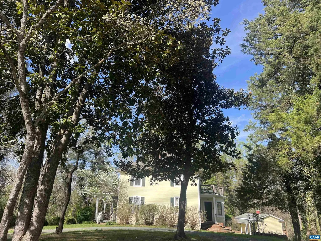 5515 Gordonsville Road Keswick VA 22947