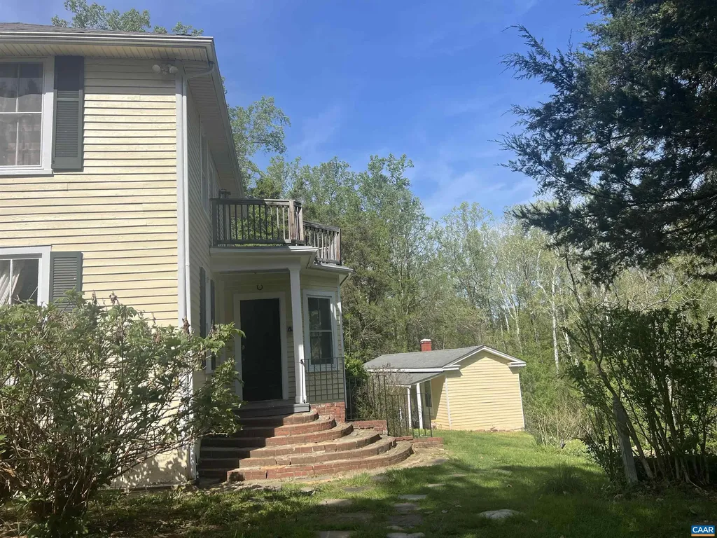 5515 Gordonsville Road Keswick VA 22947