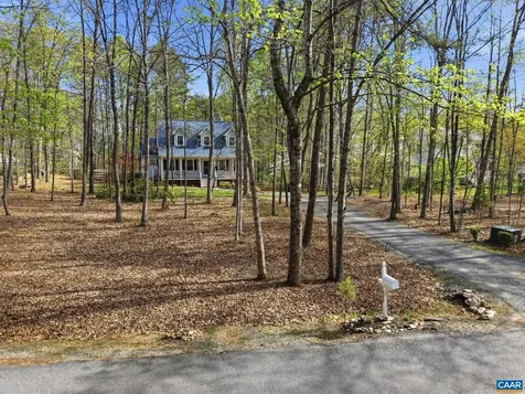 1009 Stonewood Drive Charlottesville VA 22911