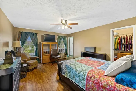 1008 Middlebrook Avenue Staunton VA 24401
