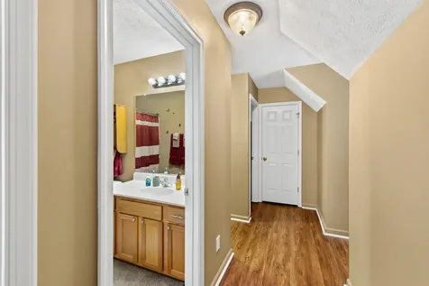 1008 Middlebrook Avenue Staunton VA 24401