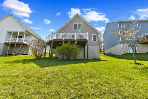 1008 Middlebrook Avenue Staunton VA 24401
