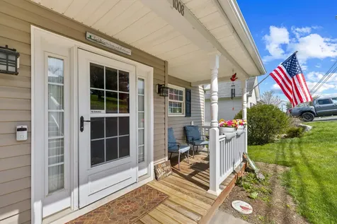 1008 Middlebrook Avenue Staunton VA 24401