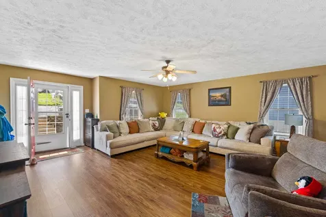 1008 Middlebrook Avenue Staunton VA 24401