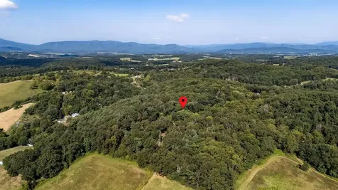 137 Crestwood Drive Churchville VA 24421