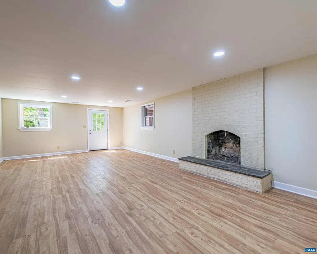 337 Carrsbrook Drive Charlottesville VA 22901