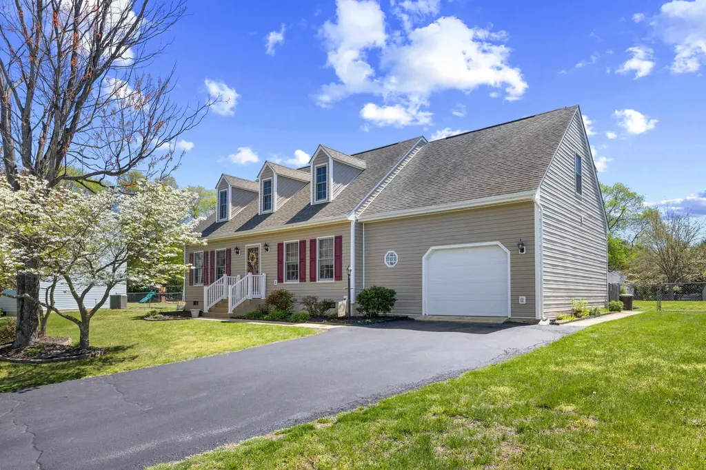 45 Ledyard Court Stuarts Draft VA 24477
