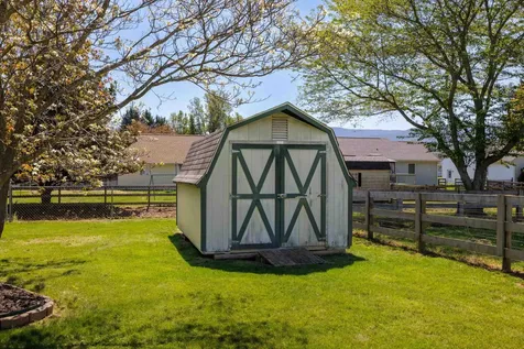 45 Ledyard Court Stuarts Draft VA 24477
