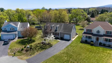 45 Ledyard Court Stuarts Draft VA 24477
