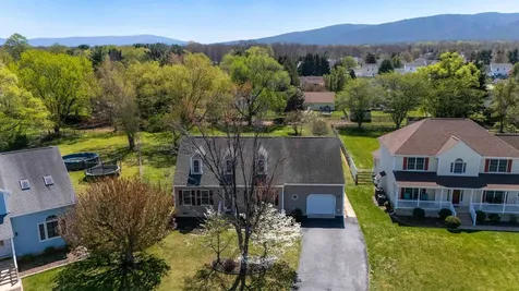 45 Ledyard Court Stuarts Draft VA 24477