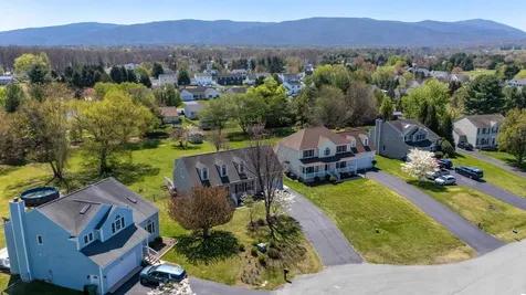 45 Ledyard Court Stuarts Draft VA 24477