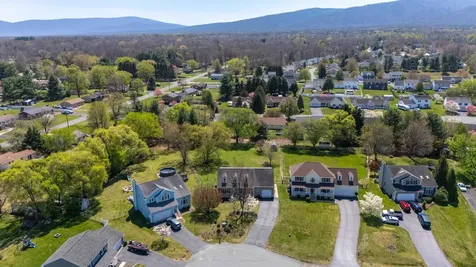 45 Ledyard Court Stuarts Draft VA 24477
