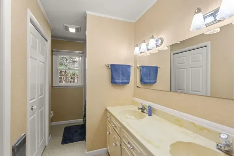 549 Arrowhead Lane New Market VA 22844