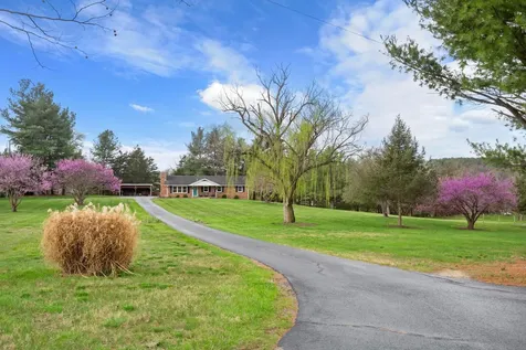 549 Arrowhead Lane New Market VA 22844
