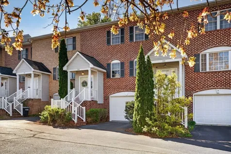 298 Emerald Drive Harrisonburg VA 22801