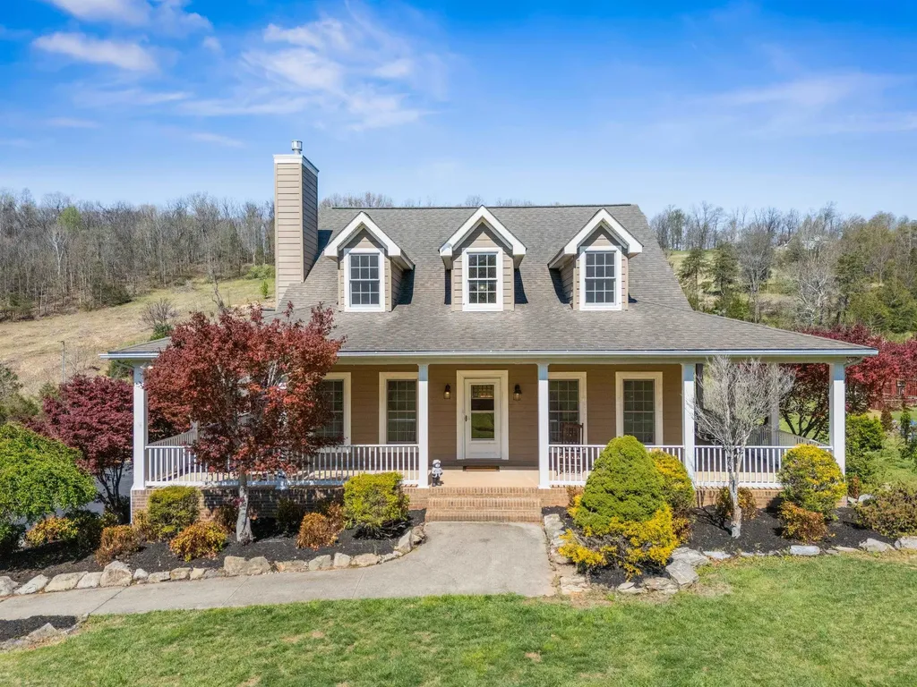 721 Leaport Road Verona VA 24482