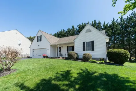 204 Devon Court Waynesboro VA 22980
