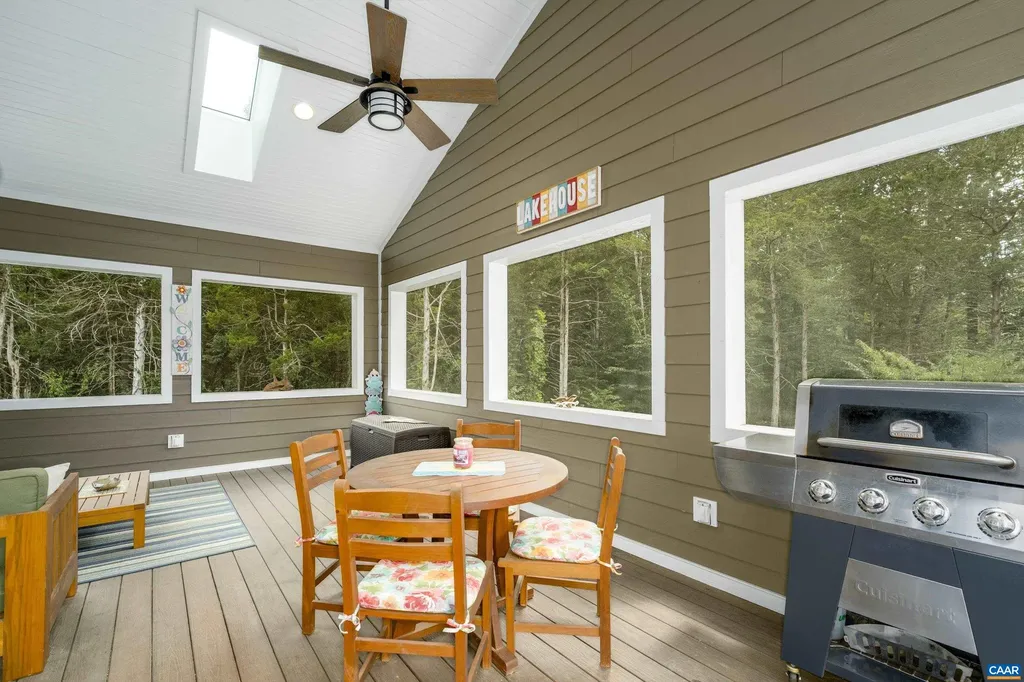 336 Bear Run Road Stanardsville VA 22973