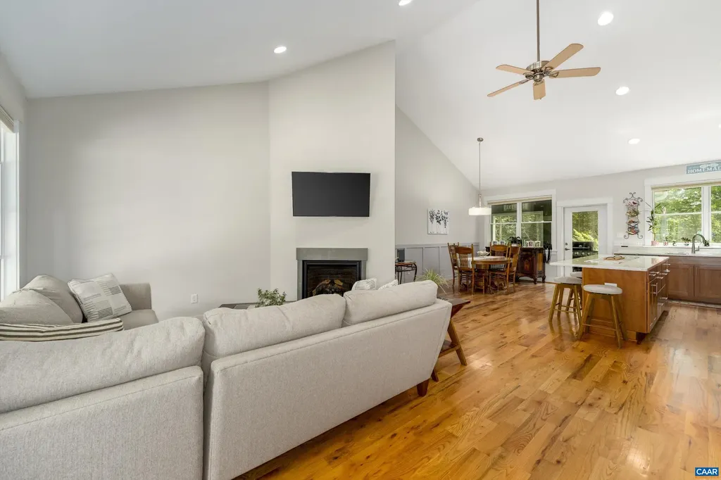336 Bear Run Road Stanardsville VA 22973