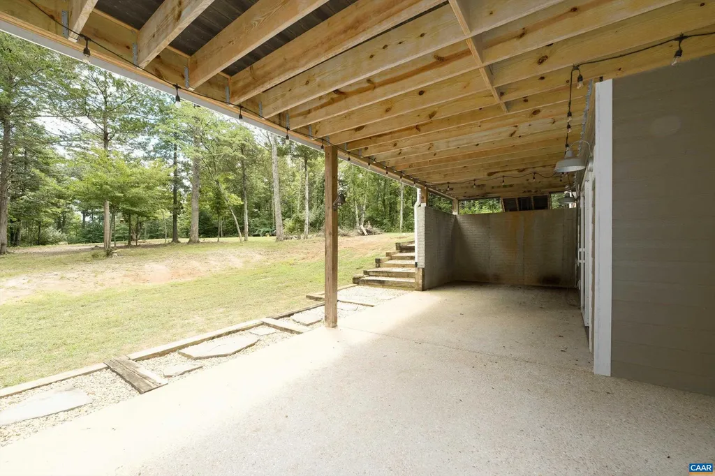 336 Bear Run Road Stanardsville VA 22973