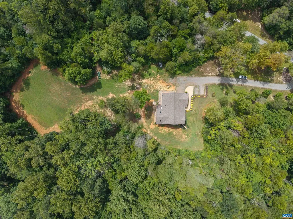 336 Bear Run Road Stanardsville VA 22973